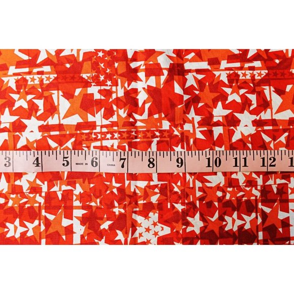 27.5" x 44" Windham Fabrics Whistler Studios USA Red Orange Star Pattern # 40331 - Picture 2 of 3
